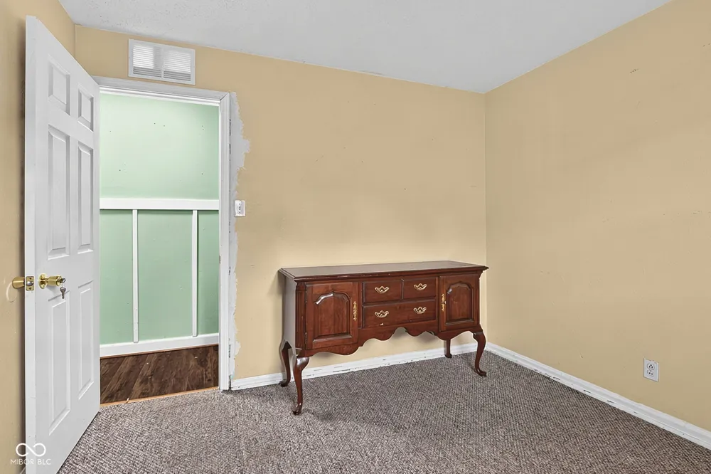3233 Arsenal Avenue Indianapolis, IN 46218