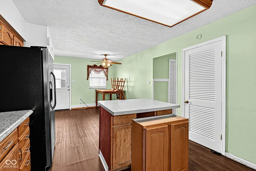 3233 Arsenal Avenue Indianapolis, IN 46218