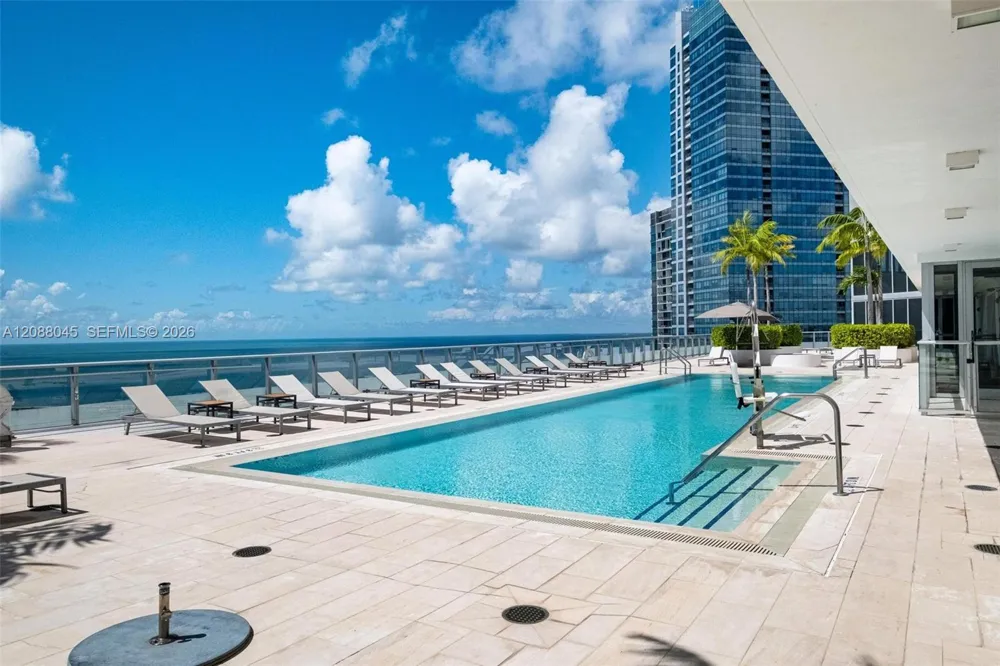 1300 Brickell Bay Dr #704 Miami, FL 33131