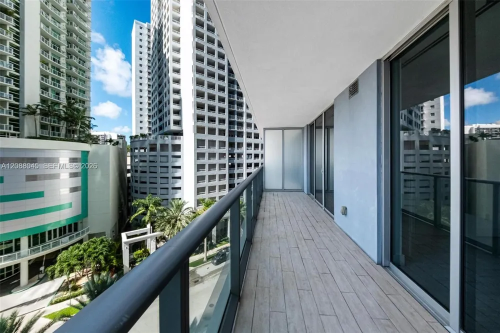 1300 Brickell Bay Dr #704 Miami, FL 33131