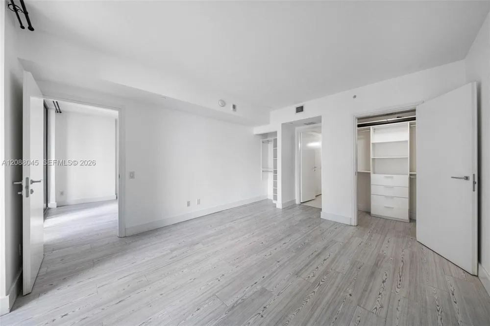 1300 Brickell Bay Dr #704 Miami, FL 33131