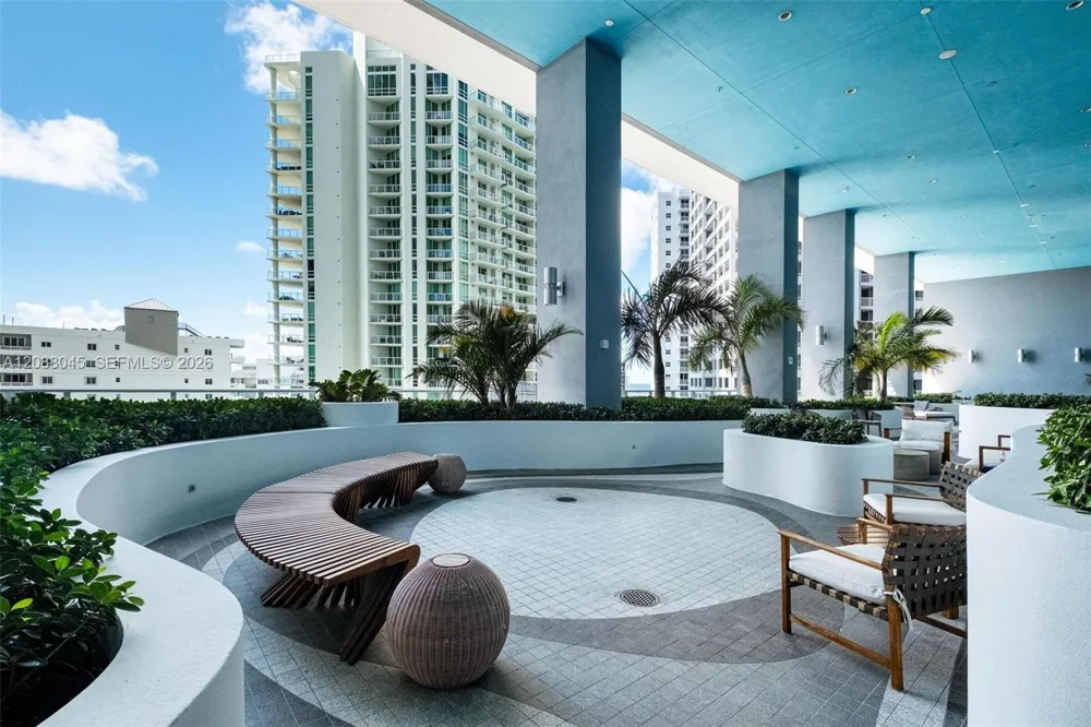 1300 Brickell Bay Dr #704 Miami, FL 33131