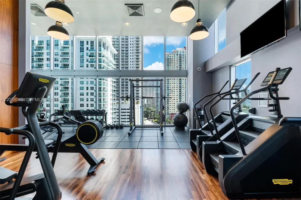 1300 Brickell Bay Dr #704 Miami, FL 33131