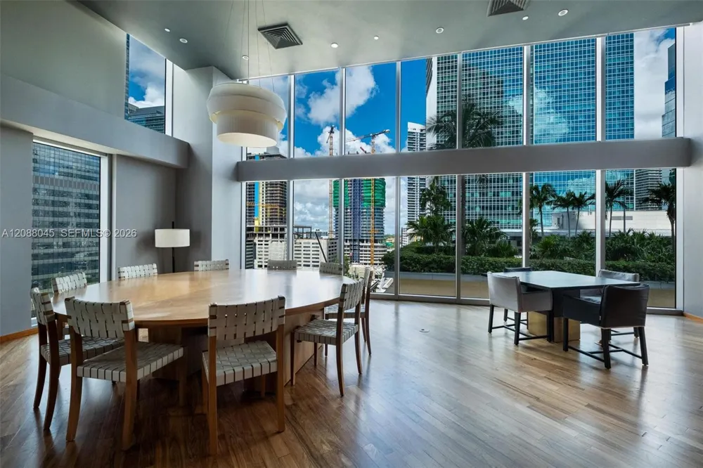 1300 Brickell Bay Dr #704 Miami, FL 33131