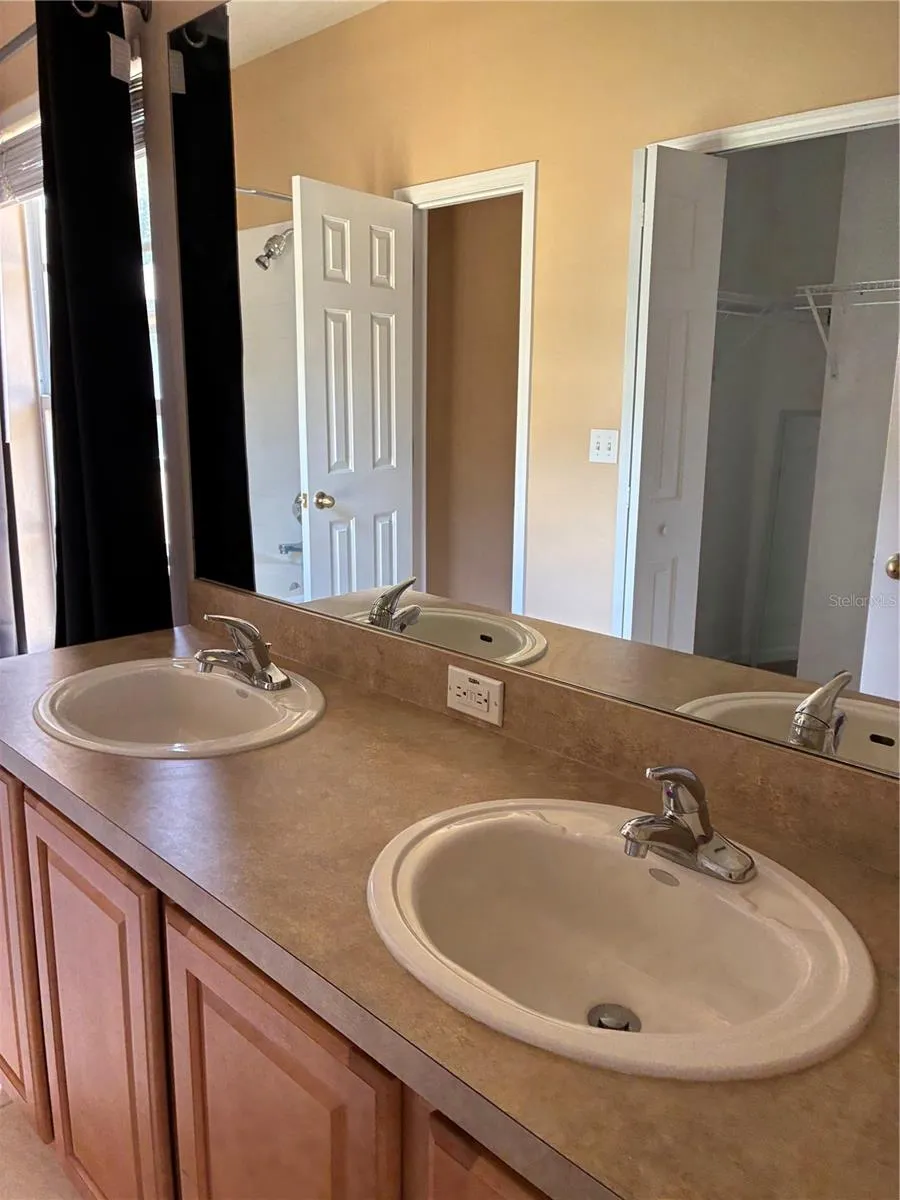 27825 PLEASURE RIDE LOOP Wesley Chapel, FL 33544