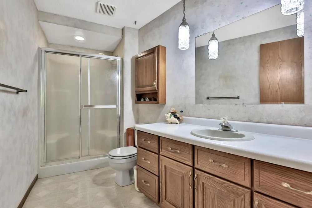 11187 Lindo Trail Lindstrom, MN 55045