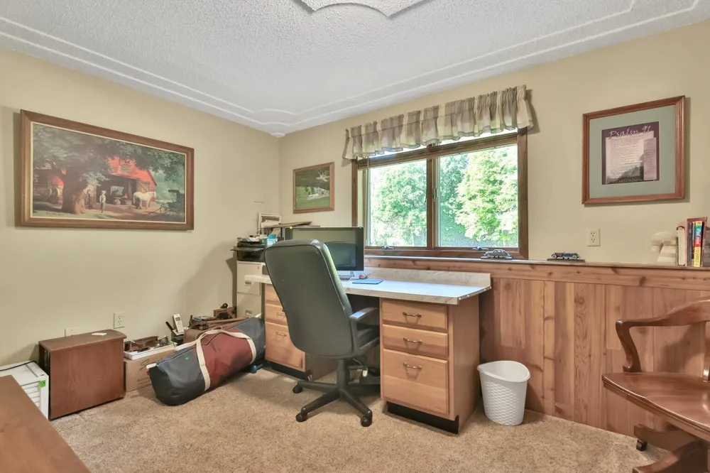 11187 Lindo Trail Lindstrom, MN 55045