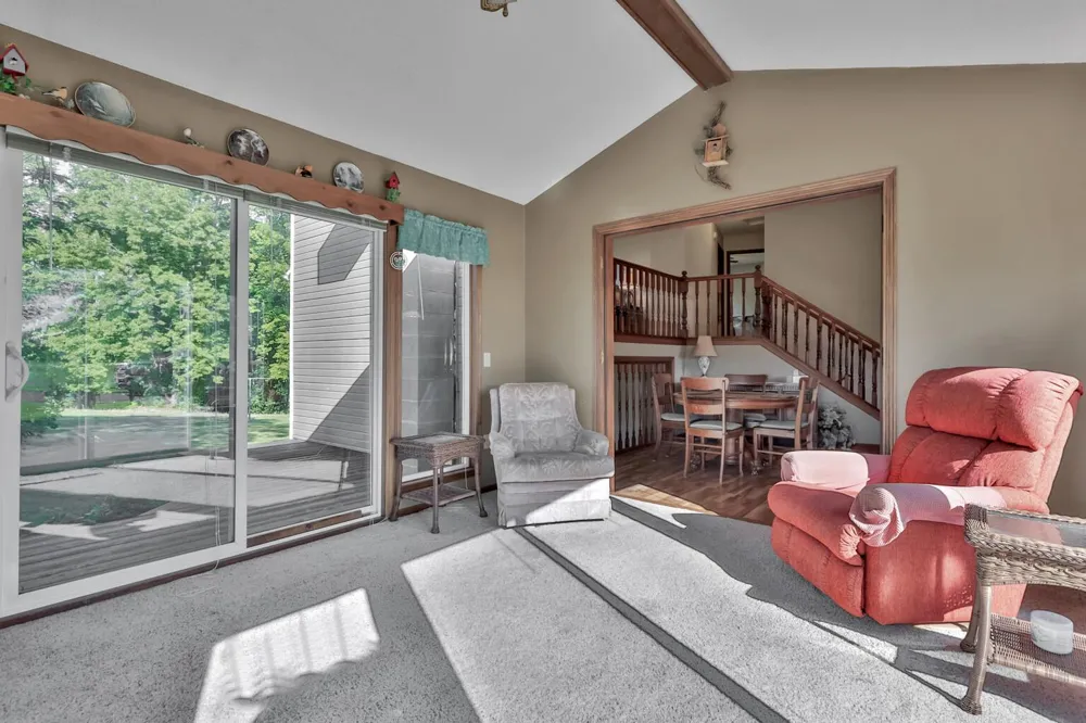 11187 Lindo Trail Lindstrom, MN 55045