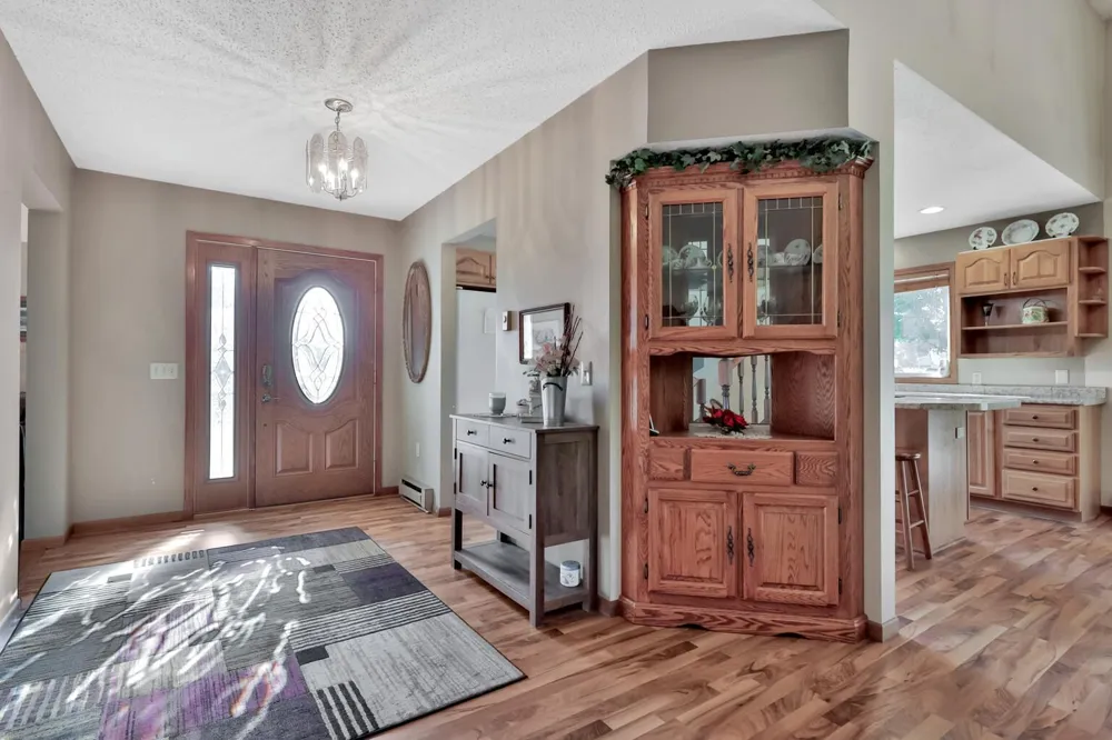 11187 Lindo Trail Lindstrom, MN 55045