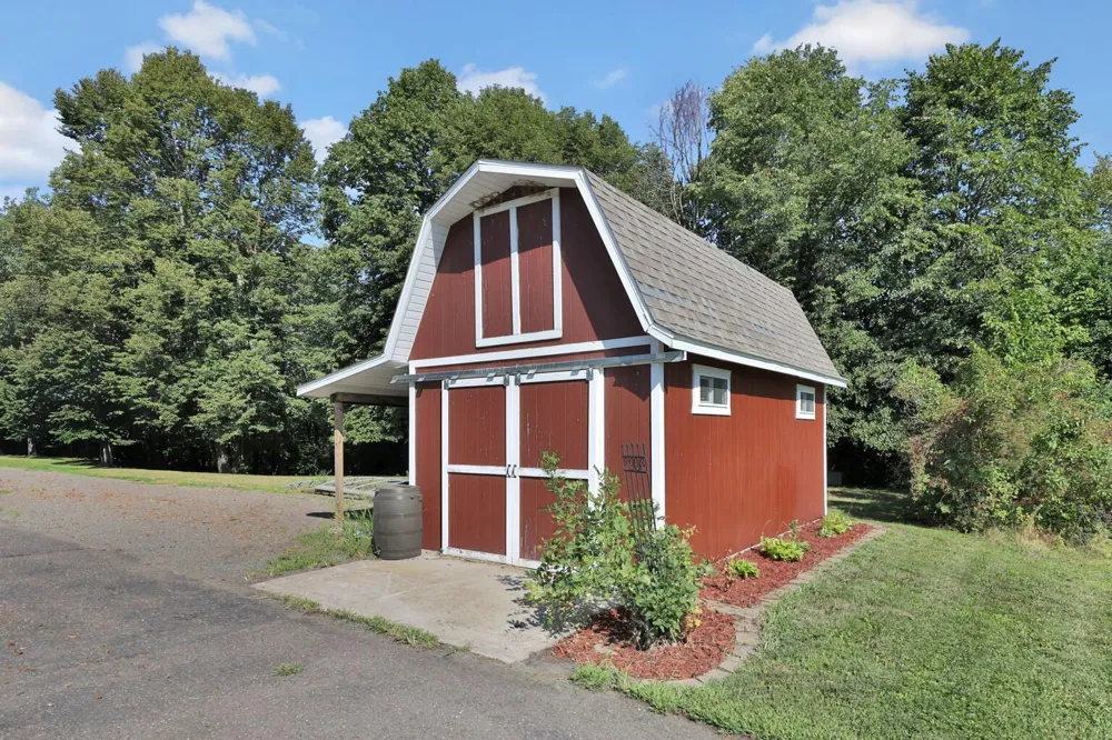 11187 Lindo Trail Lindstrom, MN 55045