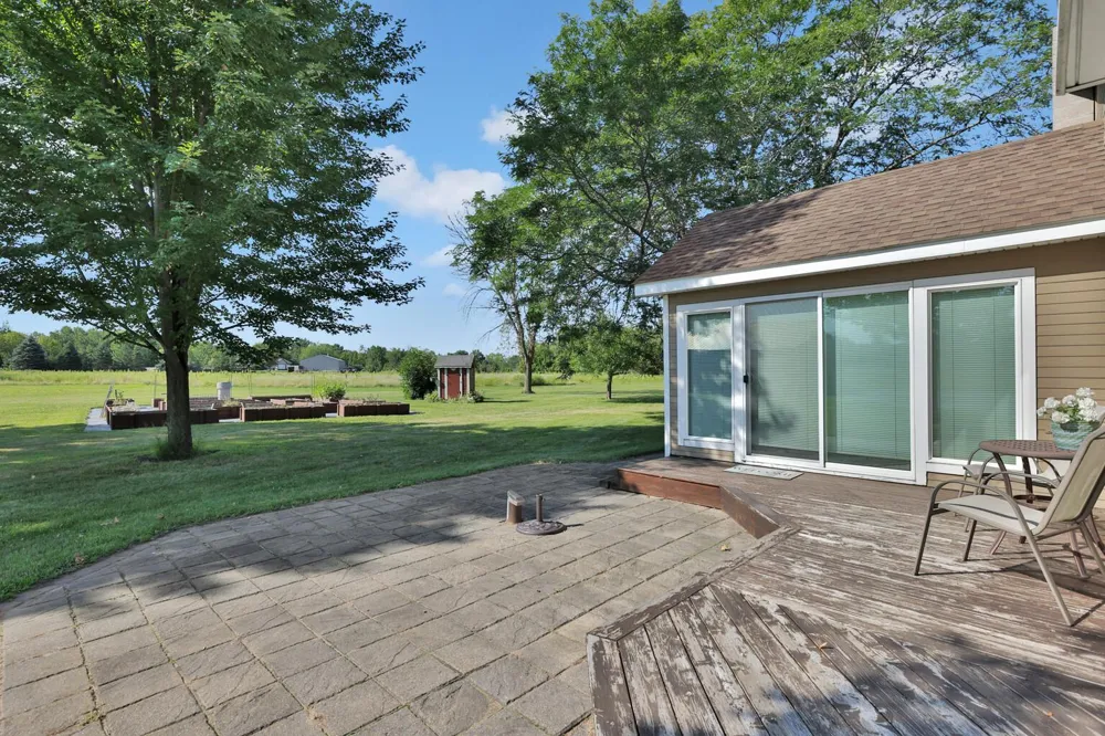 11187 Lindo Trail Lindstrom, MN 55045