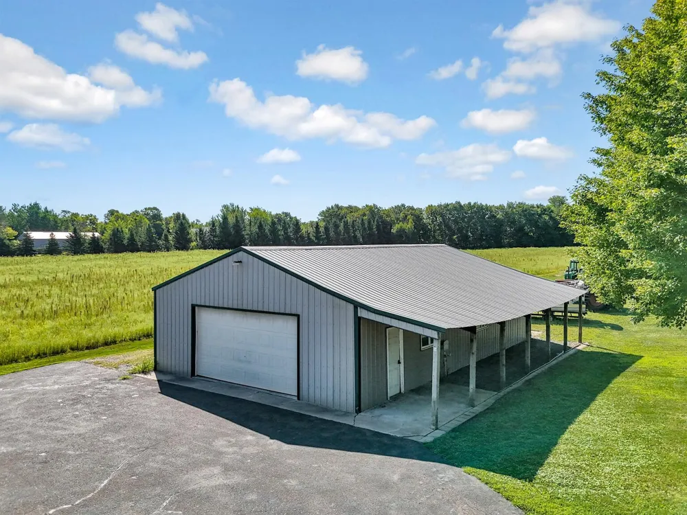 11187 Lindo Trail Lindstrom, MN 55045