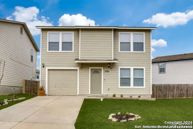 3743 Amber Leaf San Antonio, TX 78245