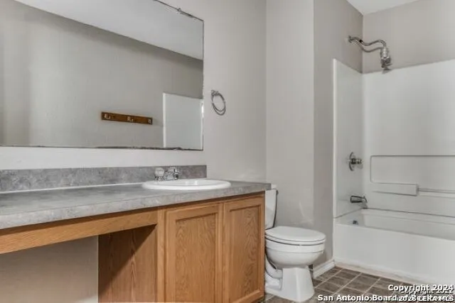 3743 Amber Leaf San Antonio, TX 78245