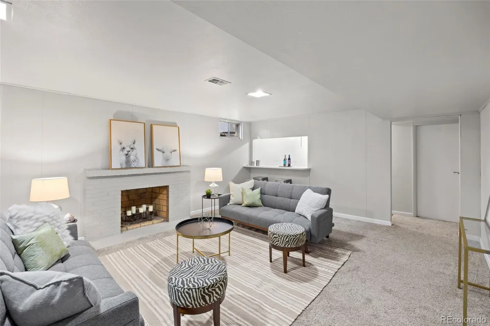 3941 S Hillcrest Drive Denver, CO 80237