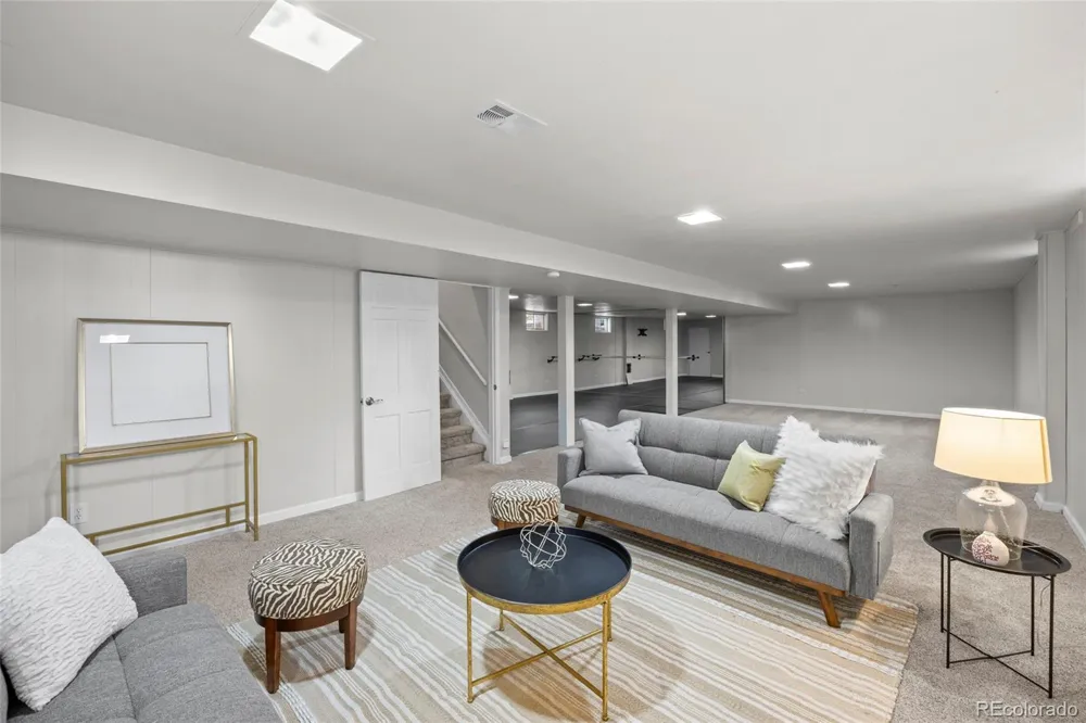 3941 S Hillcrest Drive Denver, CO 80237