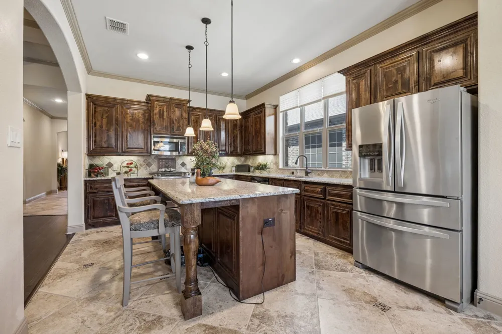 586 Bordeaux Drive Rockwall, TX 75087