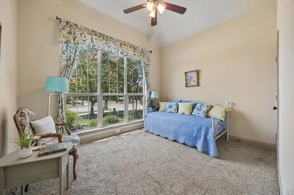 586 Bordeaux Drive Rockwall, TX 75087