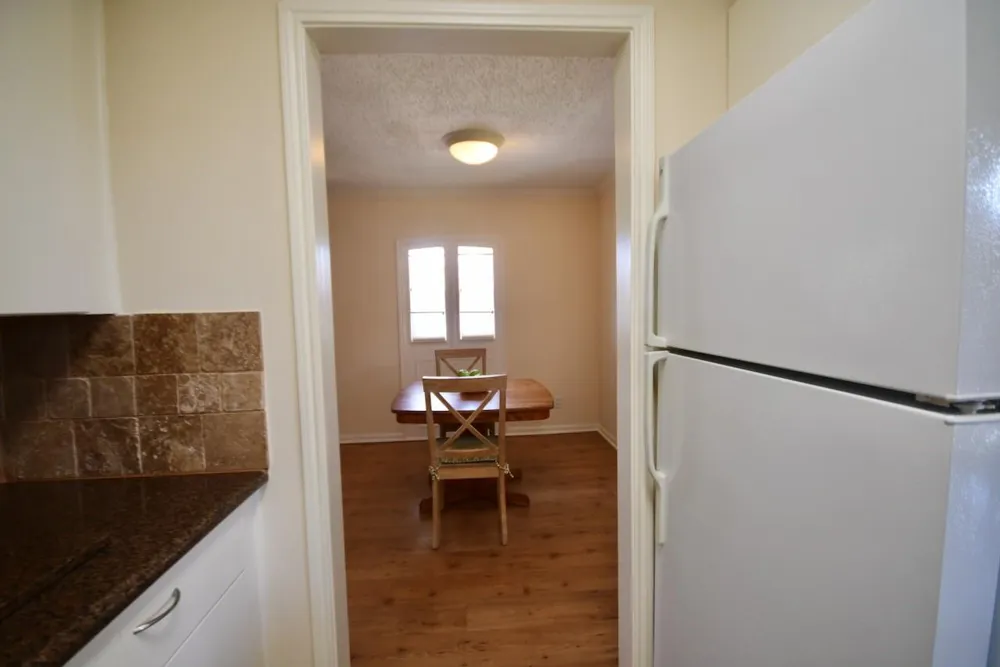 6443 Bayou Glen Road Houston, TX 77057
