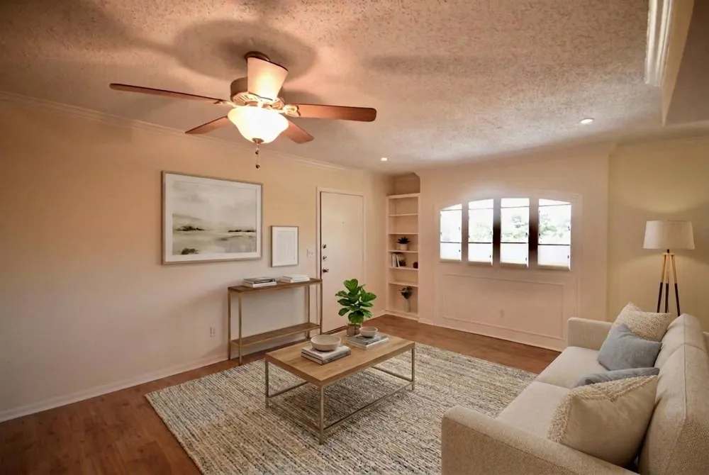 6443 Bayou Glen Road Houston, TX 77057