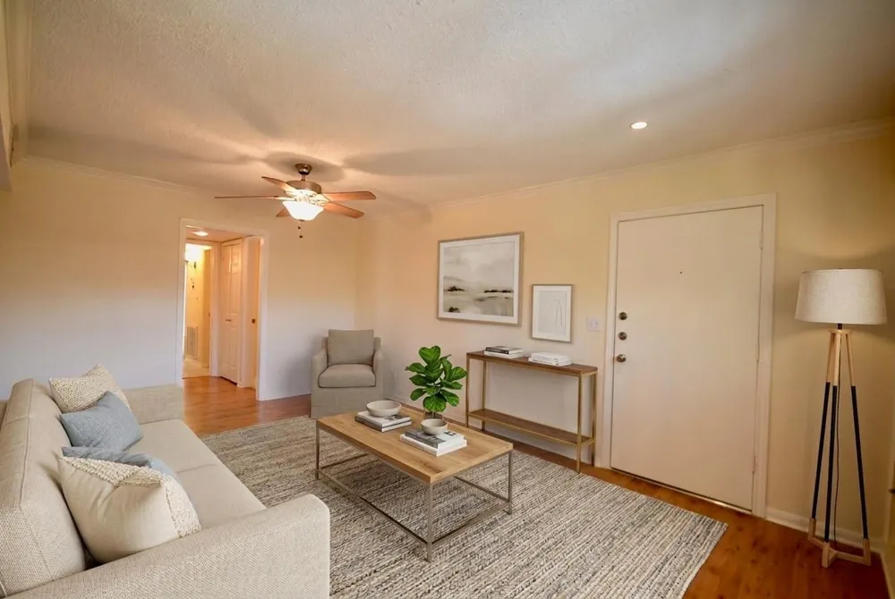 6443 Bayou Glen Road Houston, TX 77057
