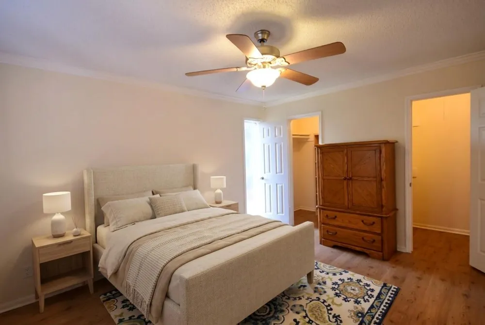 6443 Bayou Glen Road Houston, TX 77057