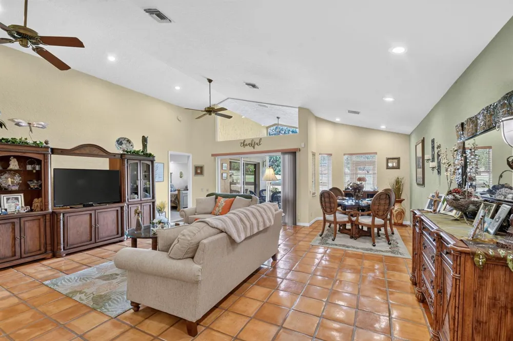 6097 Bay Isles Drive Boynton Beach, FL 33437