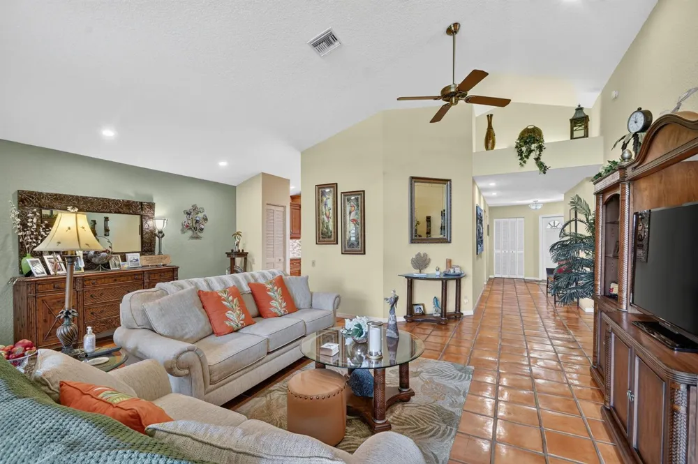 6097 Bay Isles Drive Boynton Beach, FL 33437