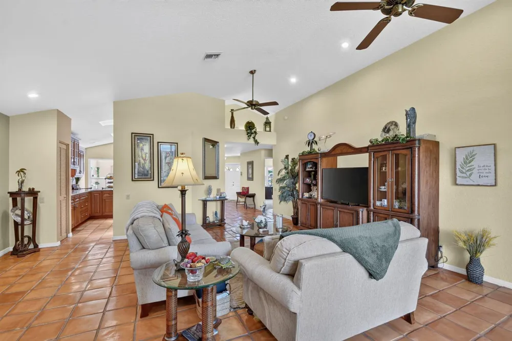 6097 Bay Isles Drive Boynton Beach, FL 33437