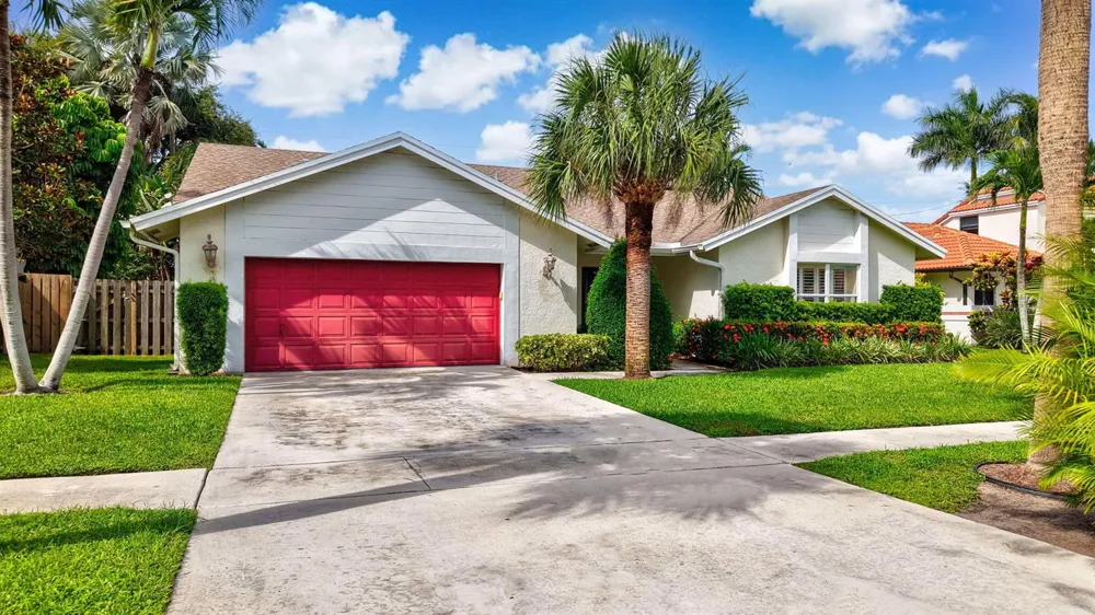 435 MOHAWK LANE Boca Raton, FL 33487
