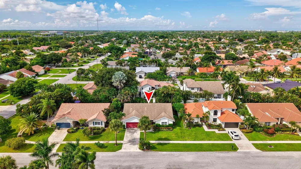 435 MOHAWK LANE Boca Raton, FL 33487