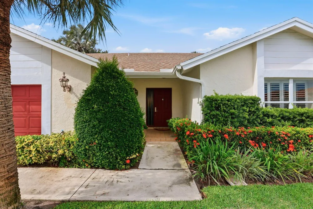 435 MOHAWK LANE Boca Raton, FL 33487