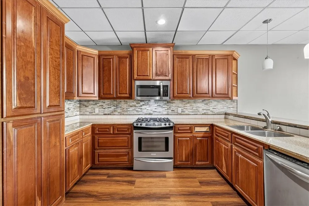 4600 Ocean Drive #104 Corpus Christi, TX 78412