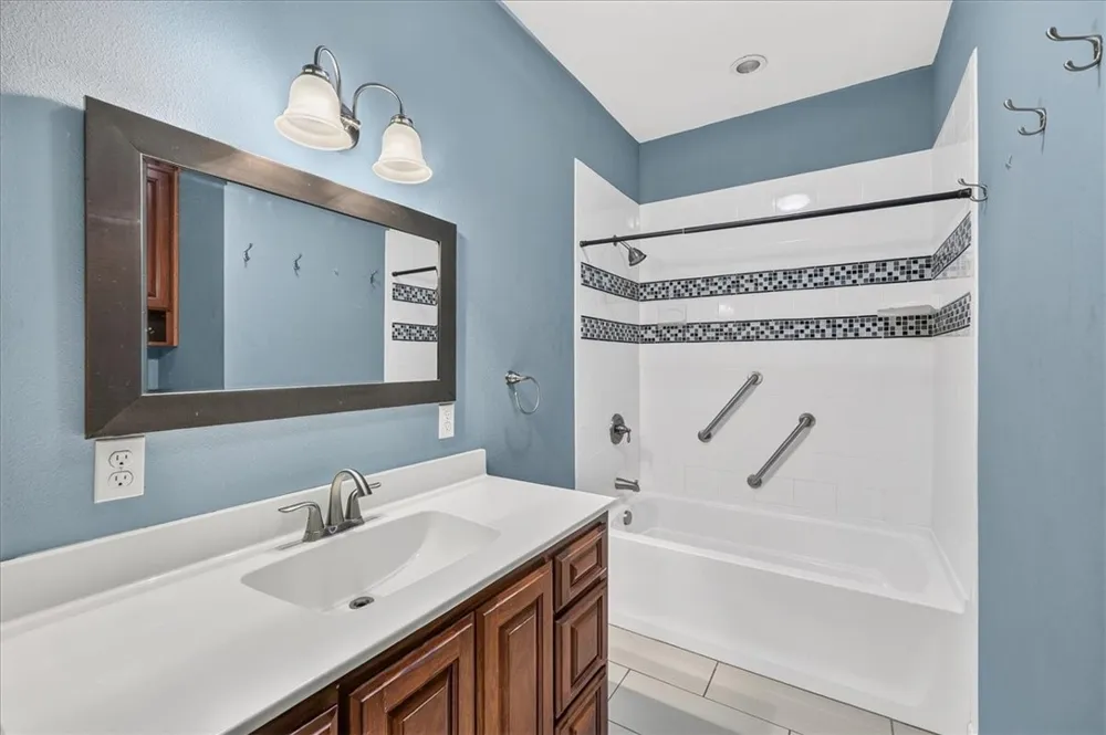 4600 Ocean Drive #104 Corpus Christi, TX 78412