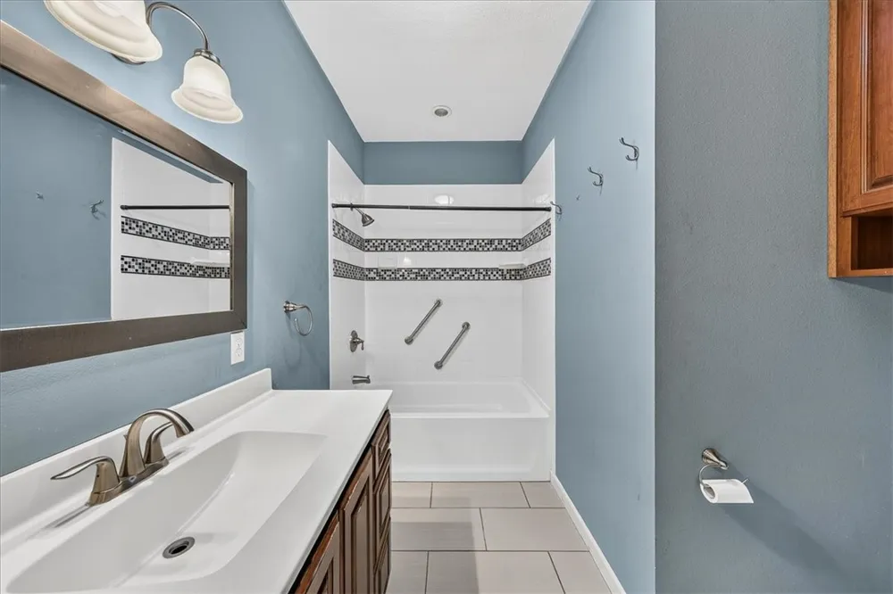 4600 Ocean Drive #104 Corpus Christi, TX 78412