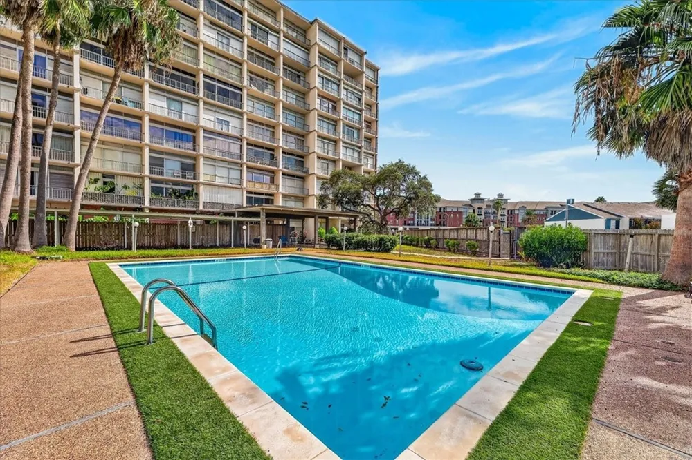 4600 Ocean Drive #104 Corpus Christi, TX 78412