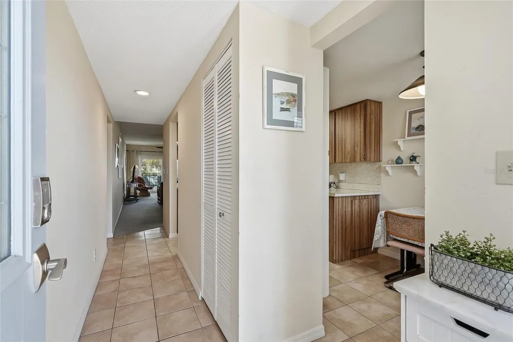 11901 LAGOON LANE #202 Treasure Island, FL 33706