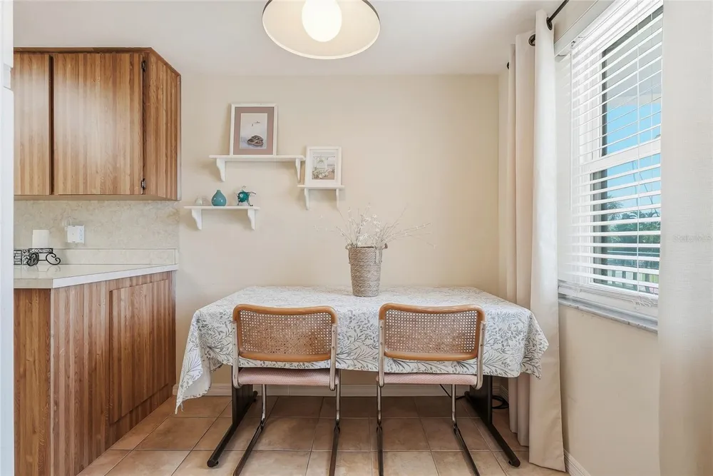 11901 LAGOON LANE #202 Treasure Island, FL 33706