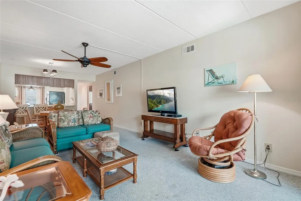 11901 LAGOON LANE #202 Treasure Island, FL 33706