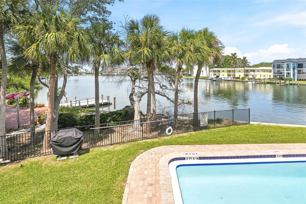 11901 LAGOON LANE #202 Treasure Island, FL 33706
