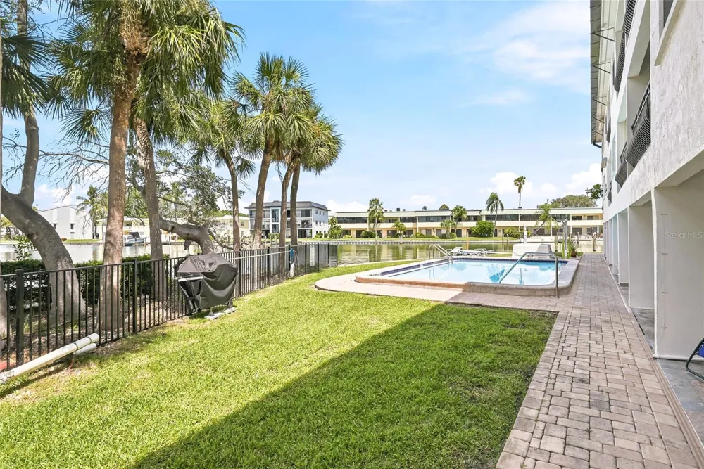 11901 LAGOON LANE #202 Treasure Island, FL 33706