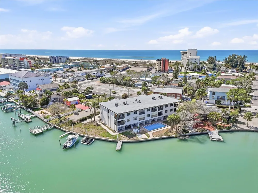 11901 LAGOON LANE #202 Treasure Island, FL 33706