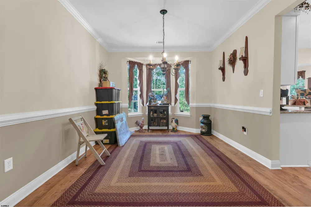 101 Kensington Dr Smithville, NJ 08205