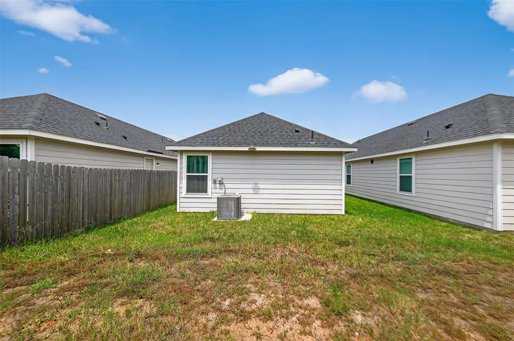 16854 Marie Village Drive Conroe, TX 77306