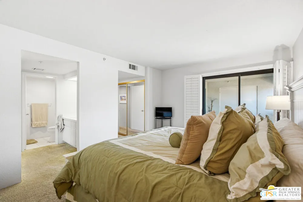255 S Avenida Caballeros #113 Palm Springs, CA 92262