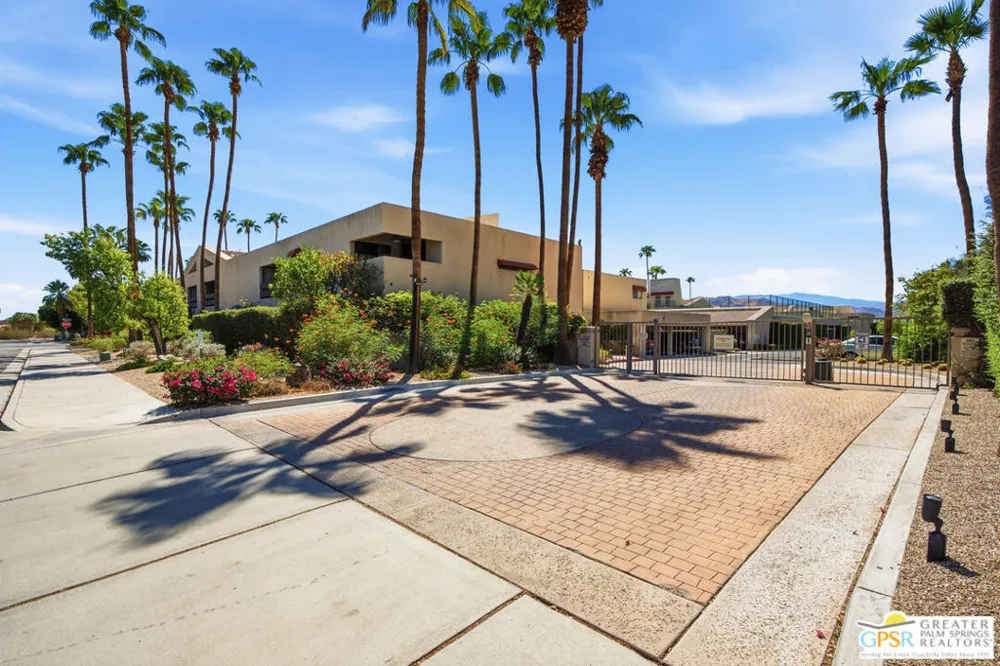 255 S Avenida Caballeros #113 Palm Springs, CA 92262