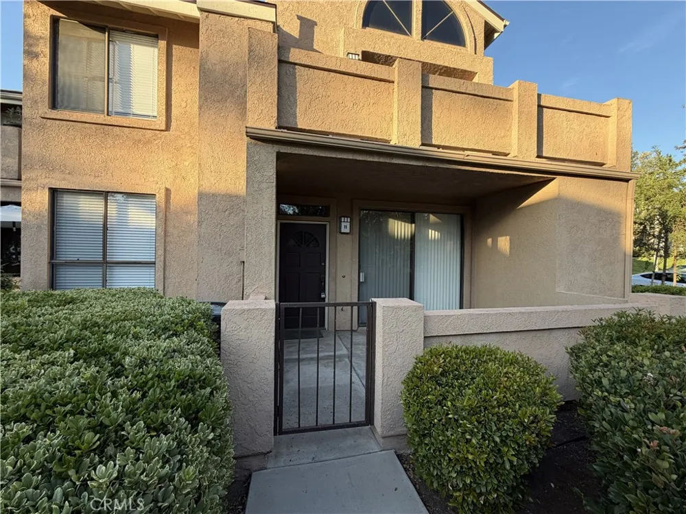 5722 E Stillwater #11 Orange, CA 92869