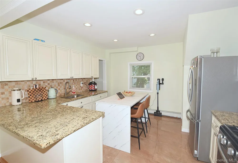 17 Maple Avenue Port Jefferson Station, NY 11776