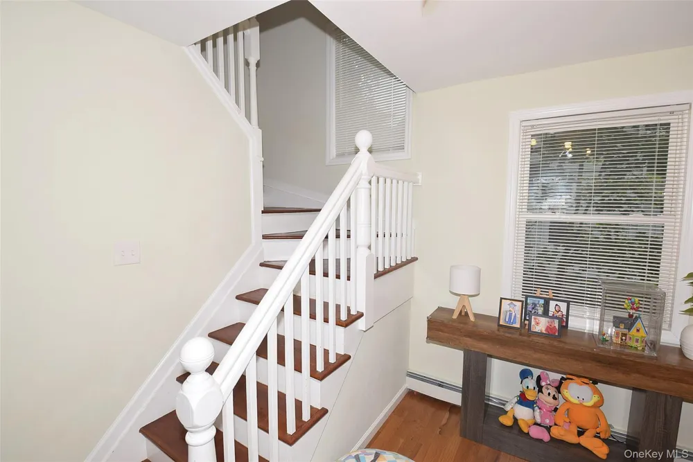17 Maple Avenue Port Jefferson Station, NY 11776