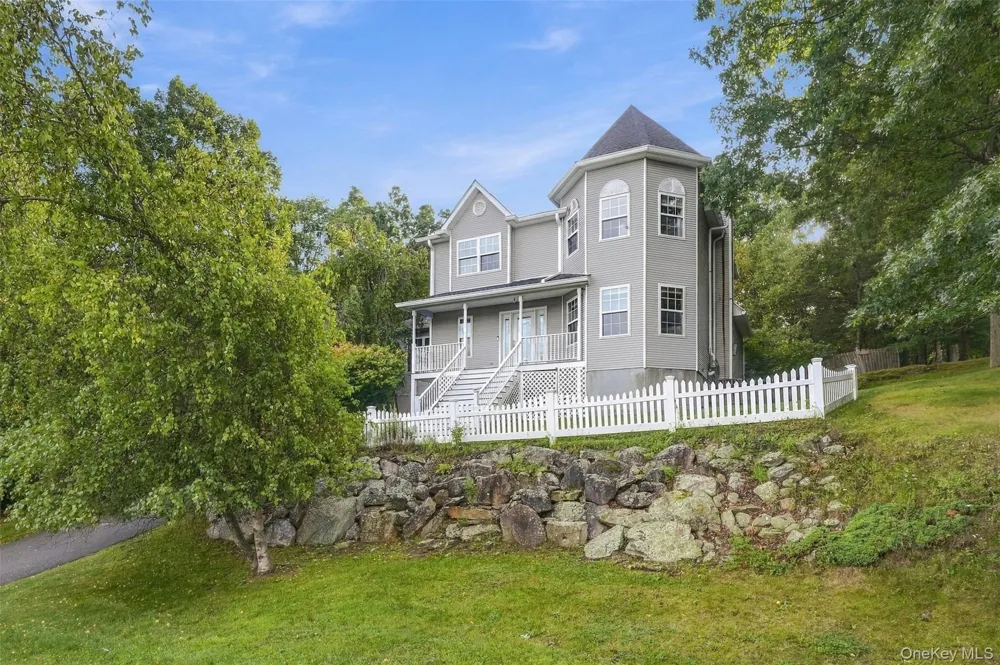16 Cambridge Circle Monroe, NY 10950